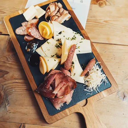 Batzenhaeusl بيت ريفي